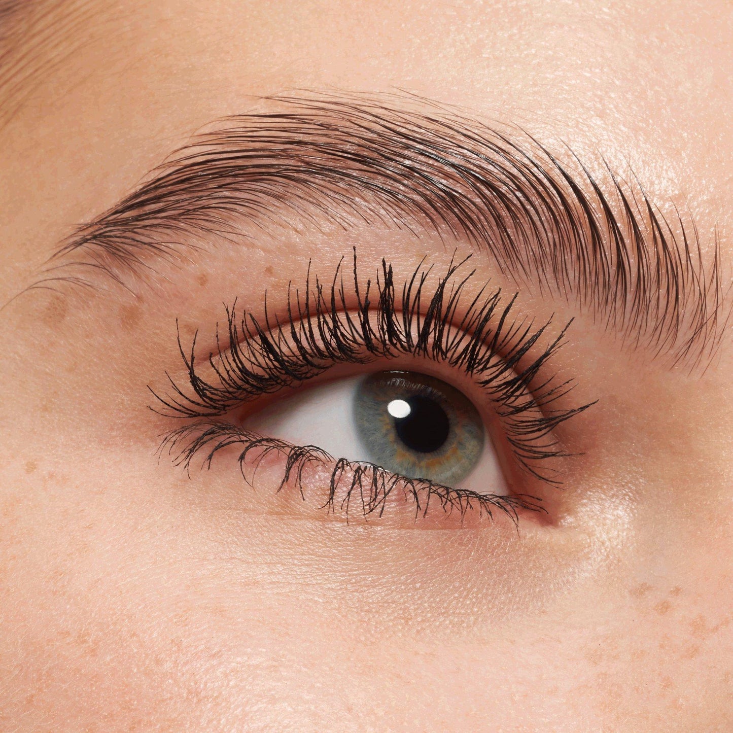 Essence Lash PRINCESS sculpted volume mascara