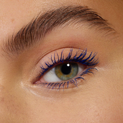 Essence I LOVE EXTREME BLUE crazy volume mascara