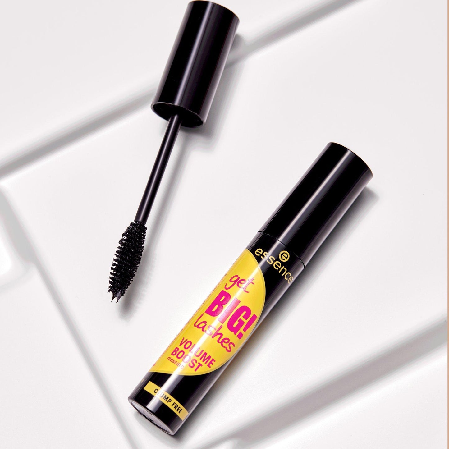 Essence get BIG! lashes VOLUME BOOST mascara